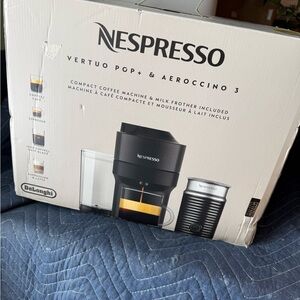 Nespresso Vertuo Pop & Aeroccino 3 Coffee Maker Set - Black